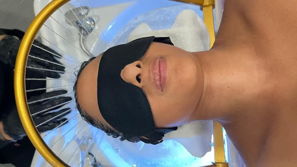 Salon Dahlia — Hair salon in Miami