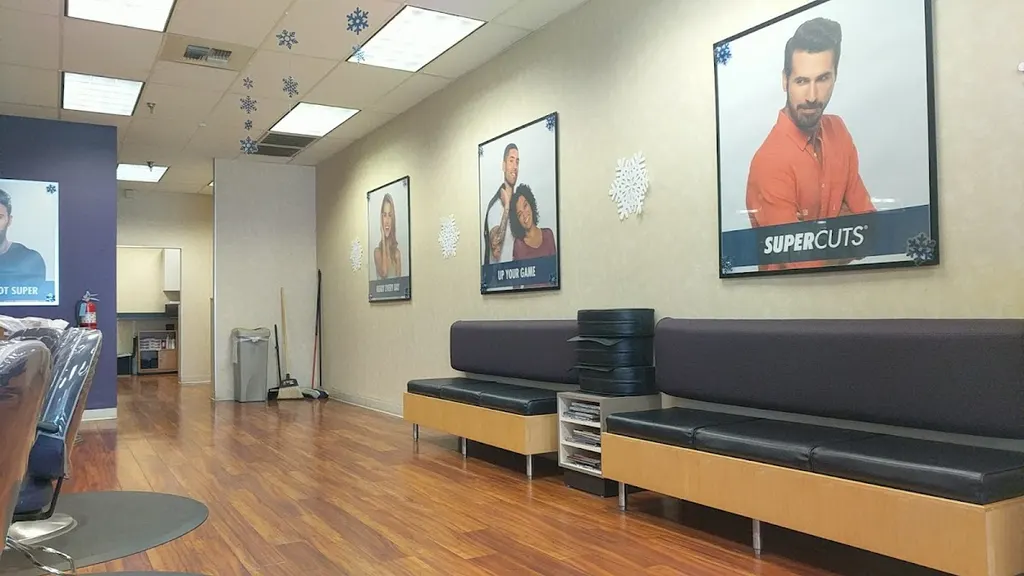 SUPERCUTS — Hair salon in Fresno