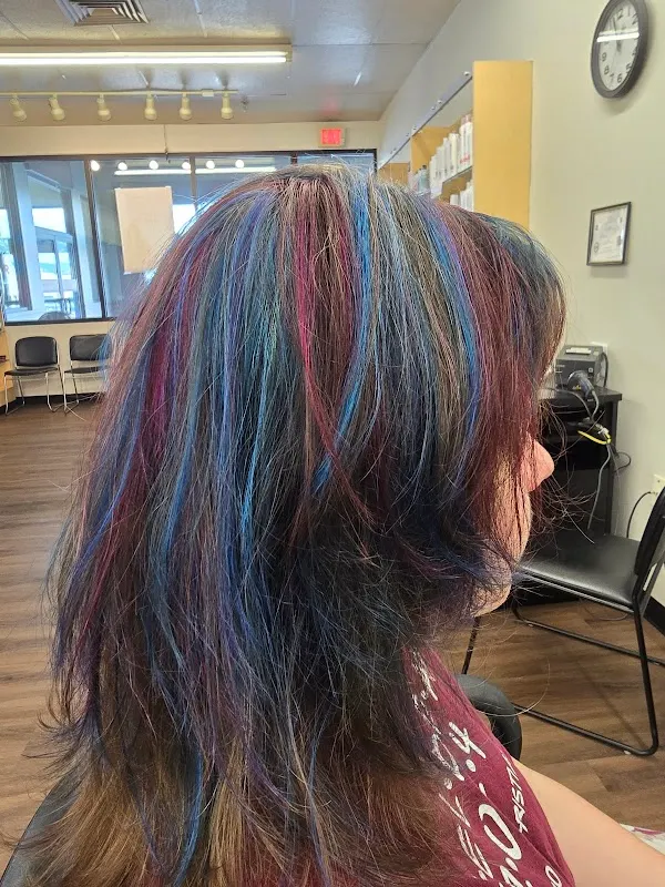 HOLIDAY HAIR — Hair salon in Moosic
