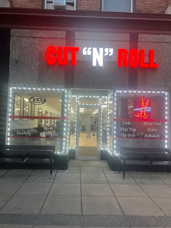 Cut "n" Roll — Hair salon in Des Plaines
