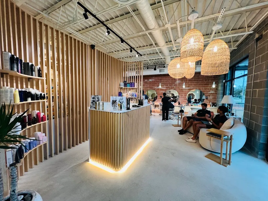SALON Per Se - Heights — Hair salon in Houston