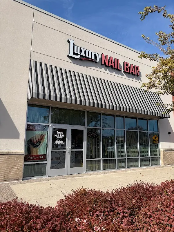 Luxury Nail Bar — Nail salon in Nashville