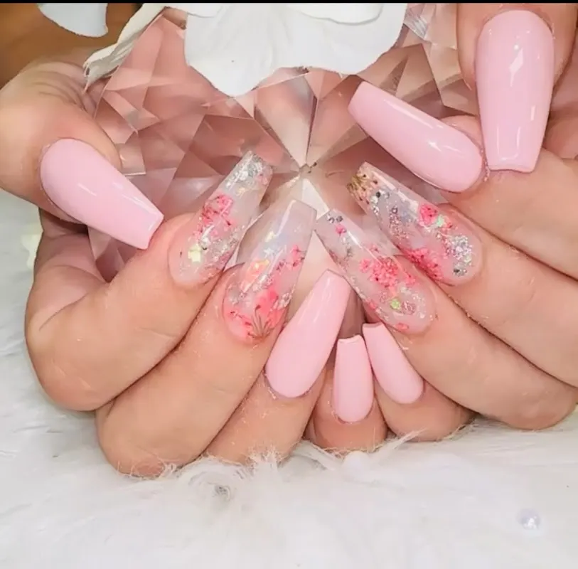 HOT ROCK NAIL SALON & EYELASH — Nail salon in Fort Myers