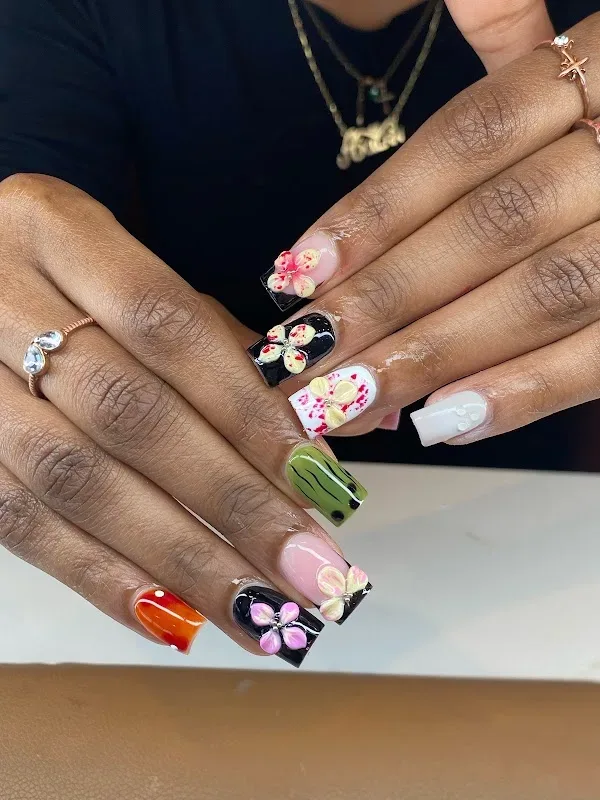 Brooklyn Nails Bar & Lash — Nail salon in Brooklyn