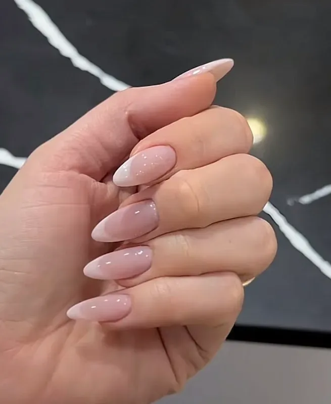Artist Nails & Spa — Nail salon in Vacaville