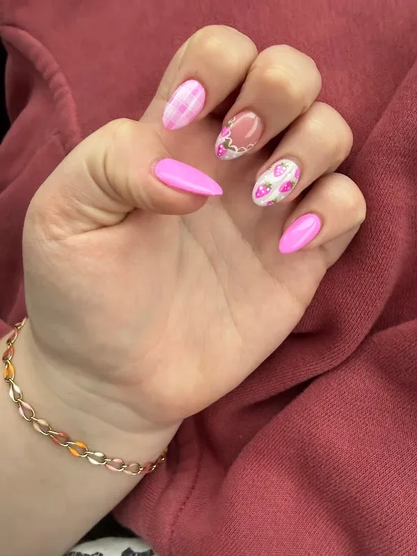 L'Amour Nails & Spa — Nail salon in Elizabethtown