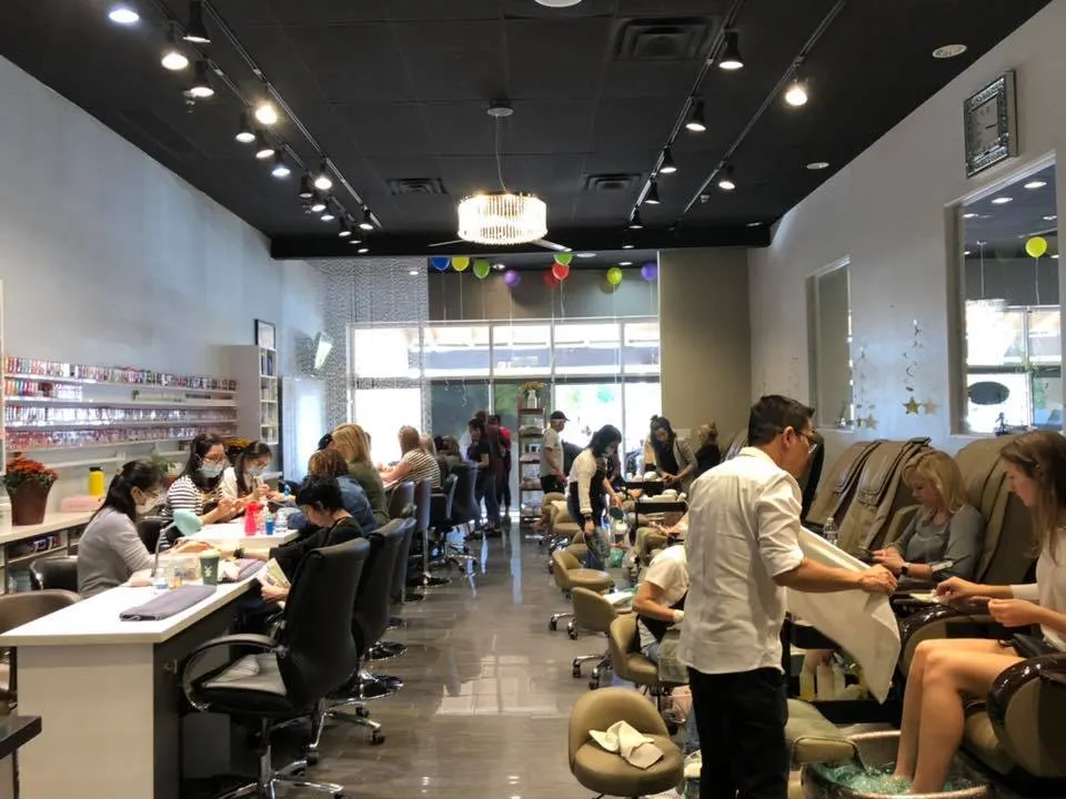 Centre Pointe Nails & Spa — Nail salon in Phoenix