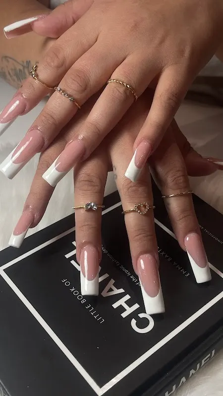 Athena Nail Spa — Nail salon in Naperville