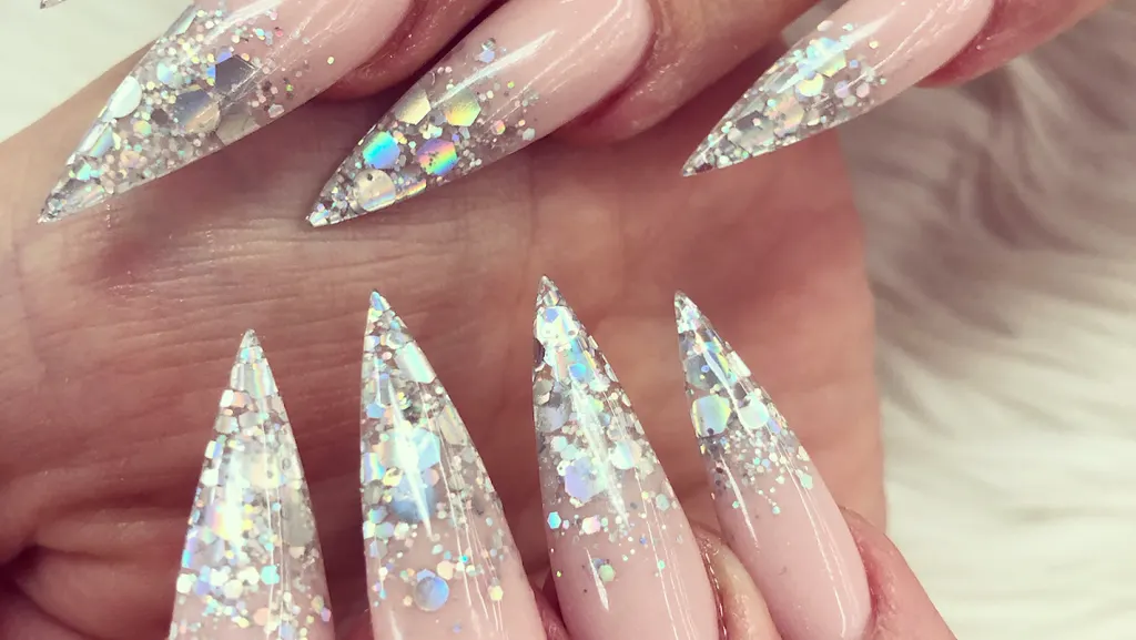 Regal Nails, Salon & Spa — Nail salon in Miami