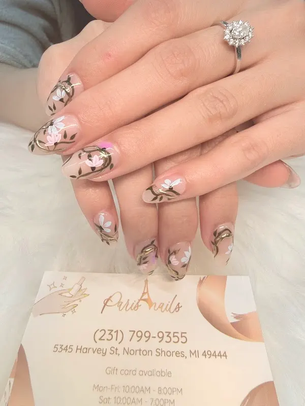 Paris Nails — Nail salon in Norton Shores