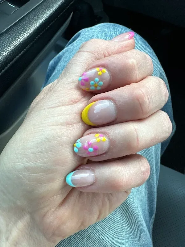 Coco Nail Bar Enid — Nail salon in Enid