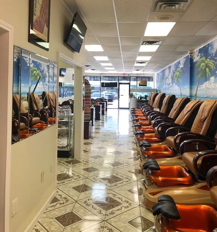 VM Nails & Spa — Nail salon in Baytown