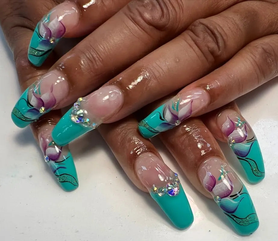 Daisy Nails — Nail salon in Las Vegas