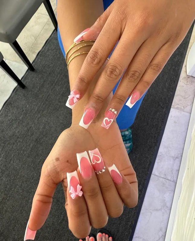 Elegant Nails — Nail salon in Atlanta