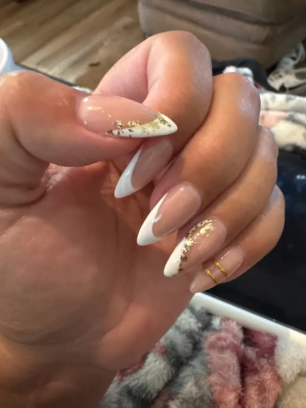 Nail Boss Lounge — Nail salon in Mustang