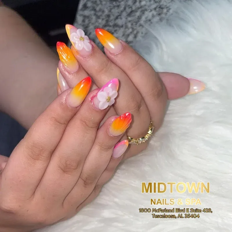 Midtown Nails — Nail salon in Tuscaloosa