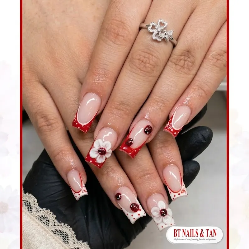B T Nails — Nail salon in St Charles
