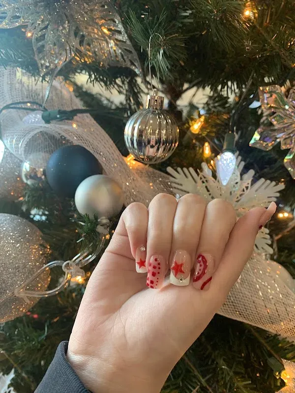 Vans Nails & Spa — Nail salon in San Antonio