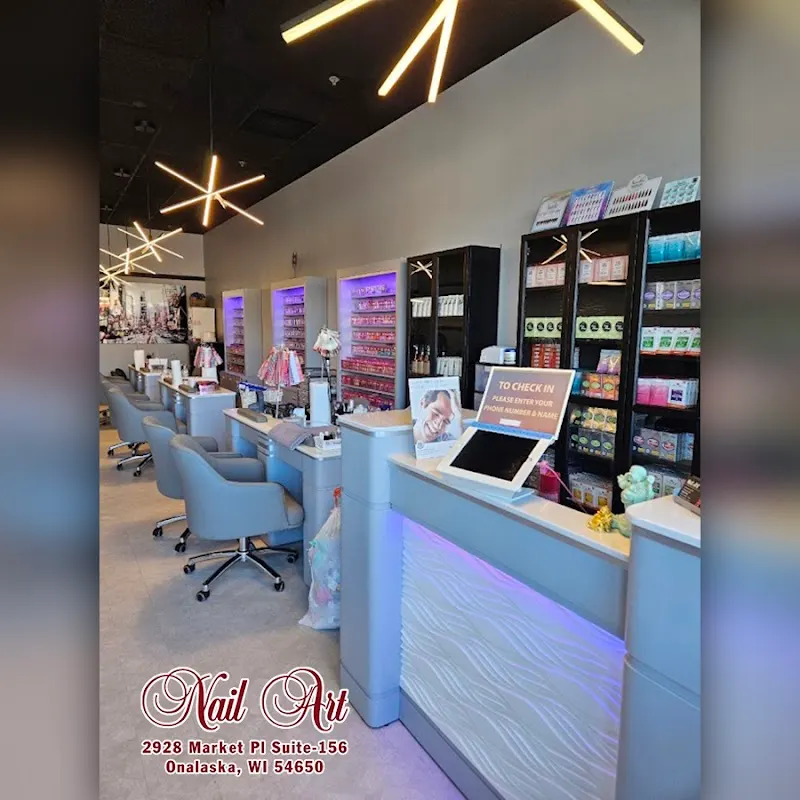 Nail Art Salon — Nail salon in Onalaska