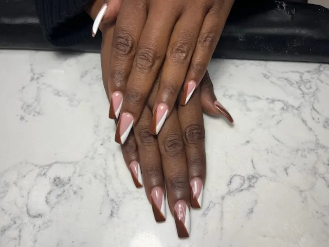 Glossy Nails — Nail salon in Southaven
