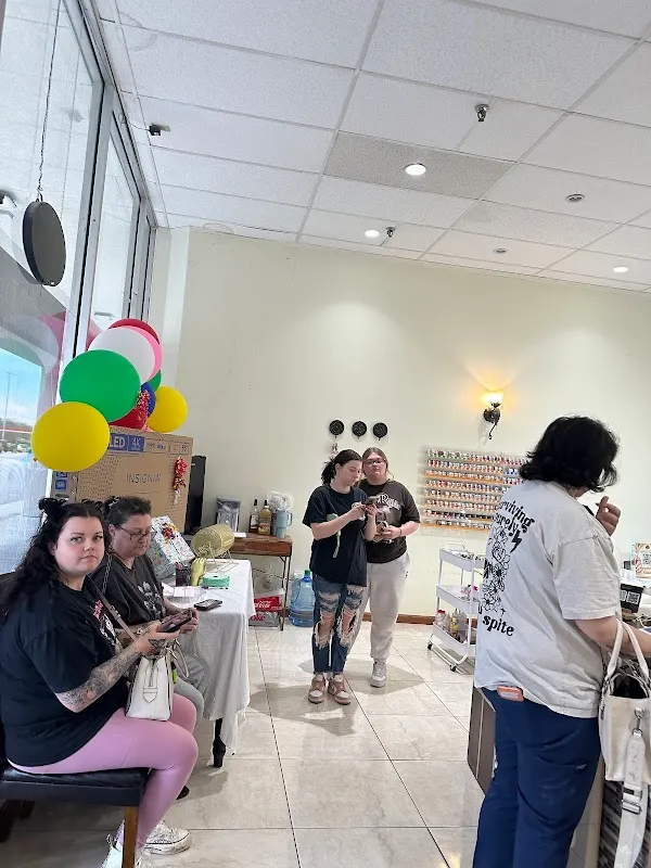 Weirton Nails & Spa — Nail salon in Weirton