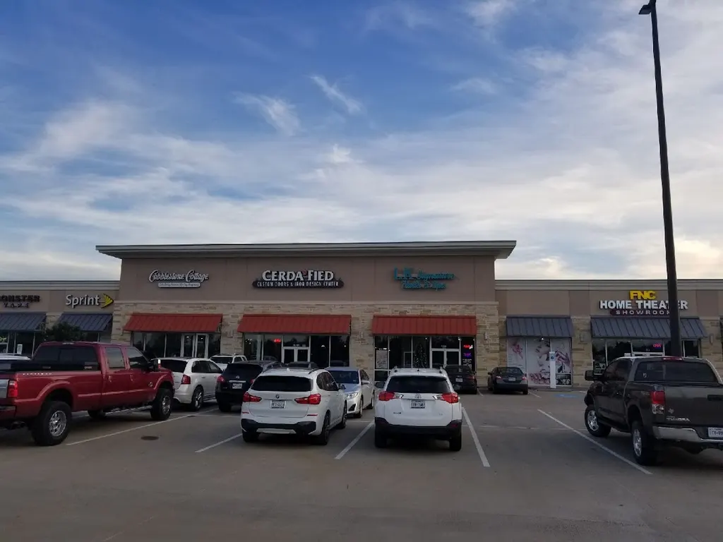 LK Signature Nails Spa — Nail salon in Katy