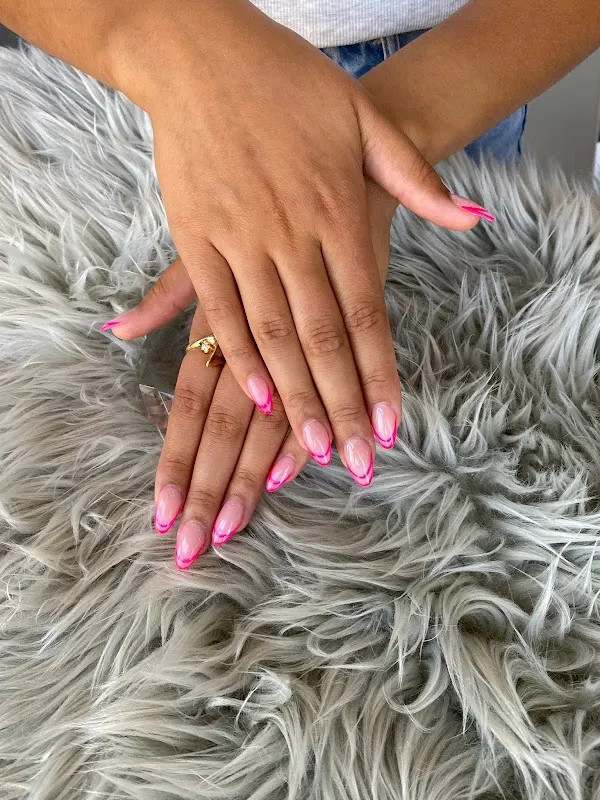 Luxury Nails — Nail salon in Granger