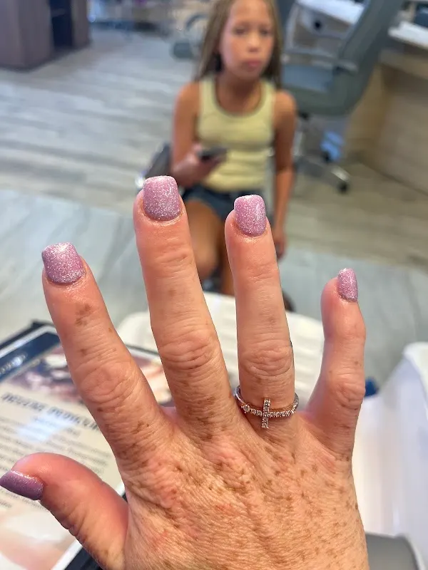 Modern Nails — Nail salon in Thomasville