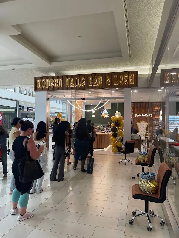 Modern Nails Bar & Lash — Nail salon in Poughkeepsie