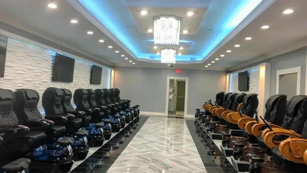 Spa Nails & Cocktails — Nail salon in Delaware