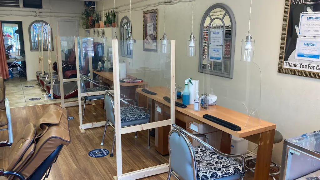 The Best Nails — Nail salon in Hartford