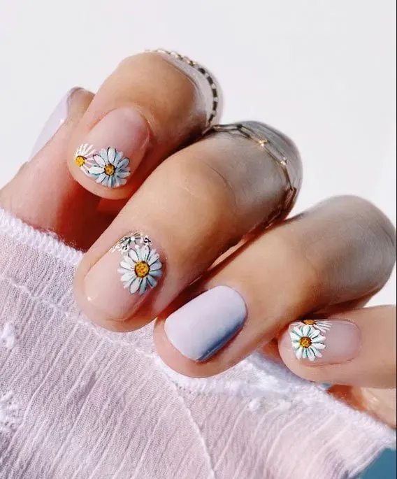 The Nail Place — Nail salon in Kansas City