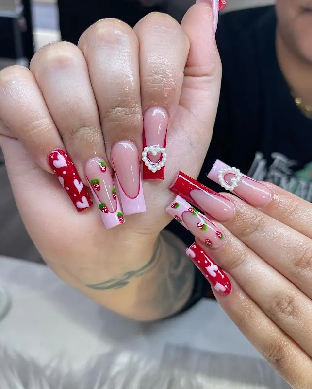 Vanity Nails Spa — Nail salon in Pensacola