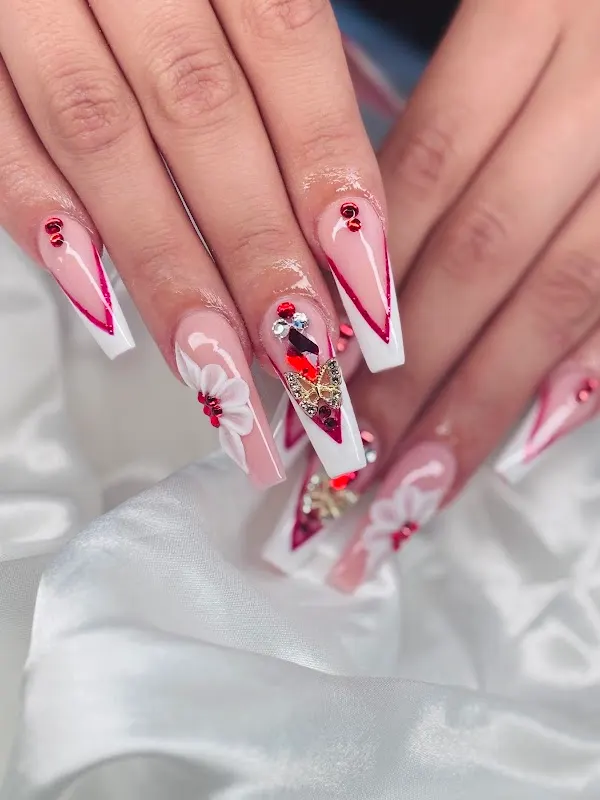 Natural Nails — Nail salon in Longview