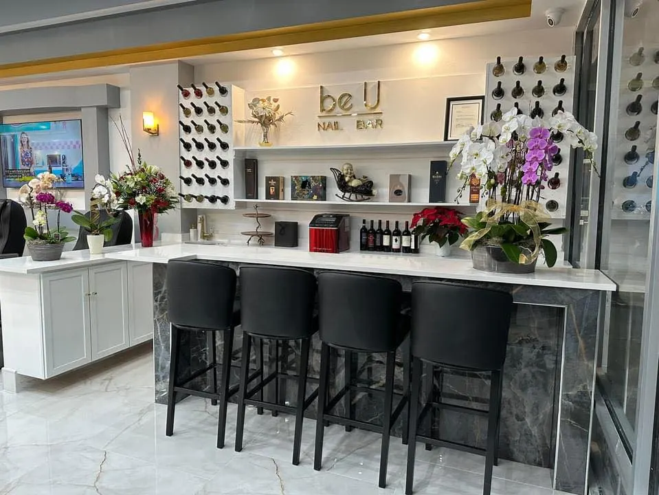 BeU Nail Bar — Nail salon in West Chicago