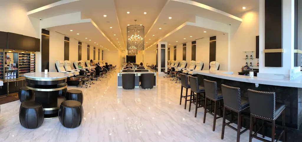 Zen Nail Spa — Nail salon in WARRENSVL HTS