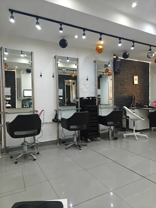 Splash Soho — Hairdresser in London