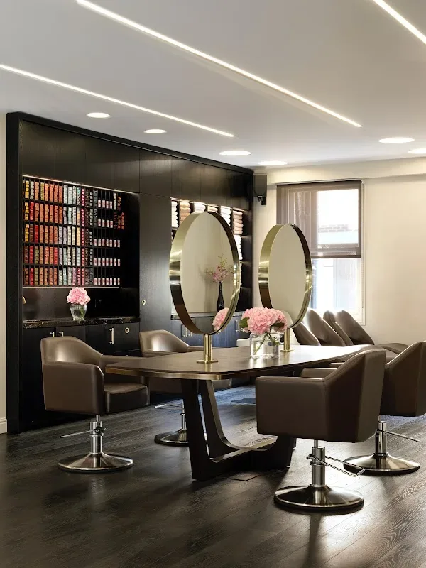 Gielly Green - Salon — Hairdresser in London