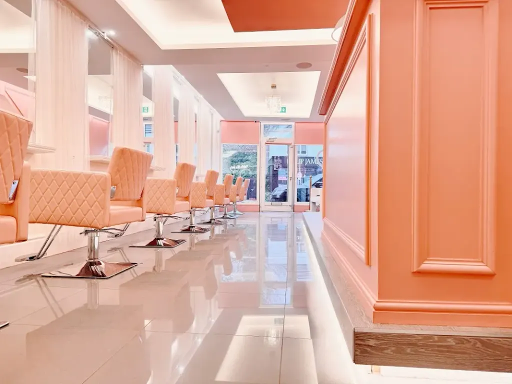 Vanilla Tramp — Hairdresser in Manchester