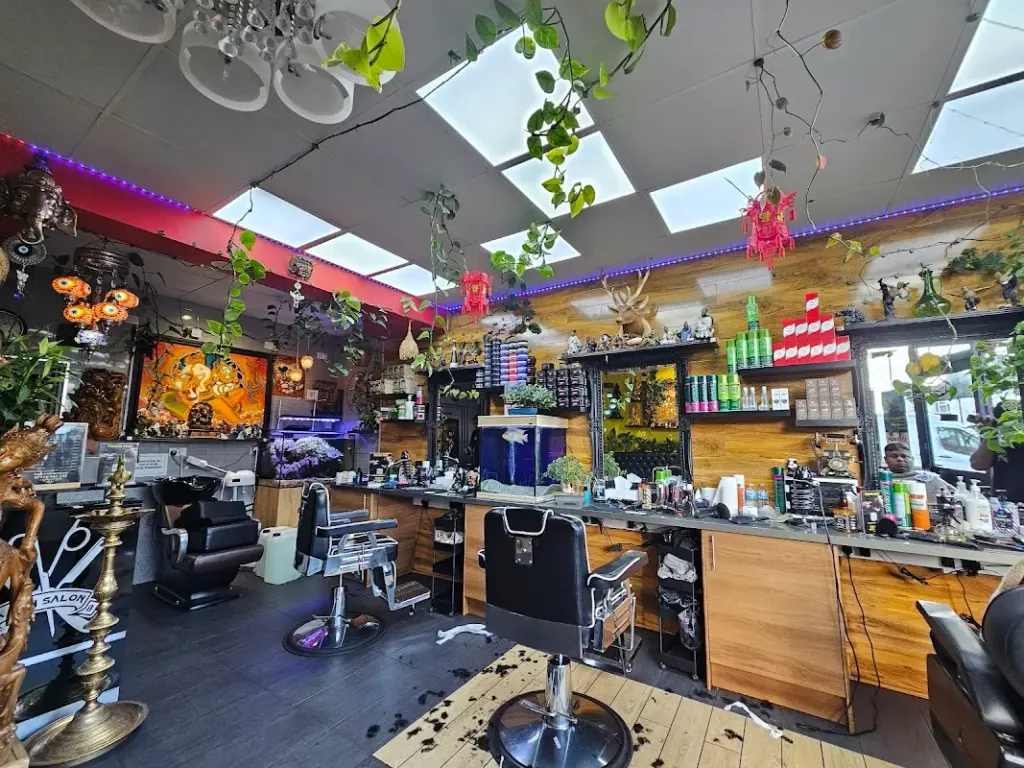 Ajith Salon — Hairdresser in Thornton Heath