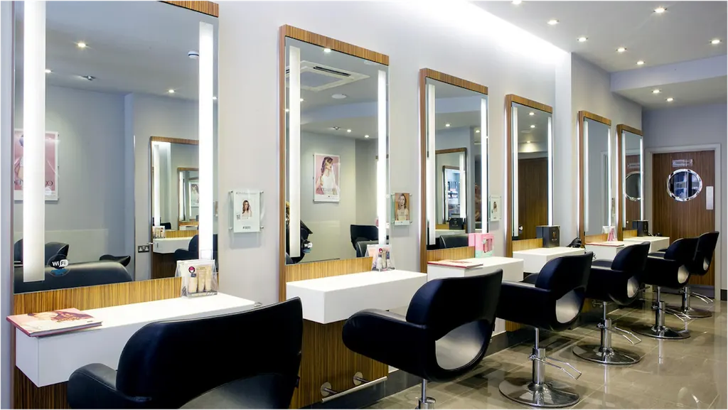 Headmasters West Hampstead — Hairdresser in London