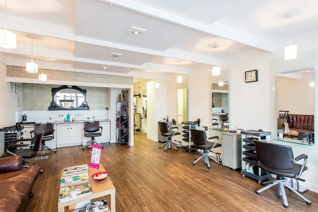 Robert E Lee Hair — Hairdresser in London
