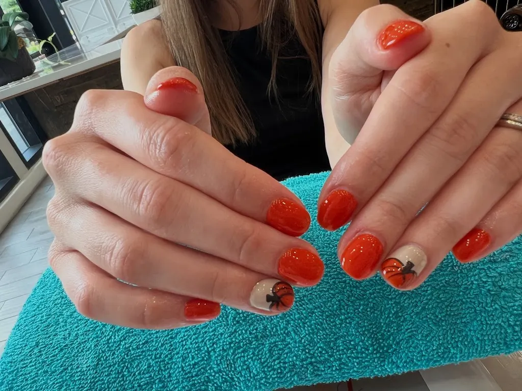 Vintage Nail Bar — Nail salon in Charlotte