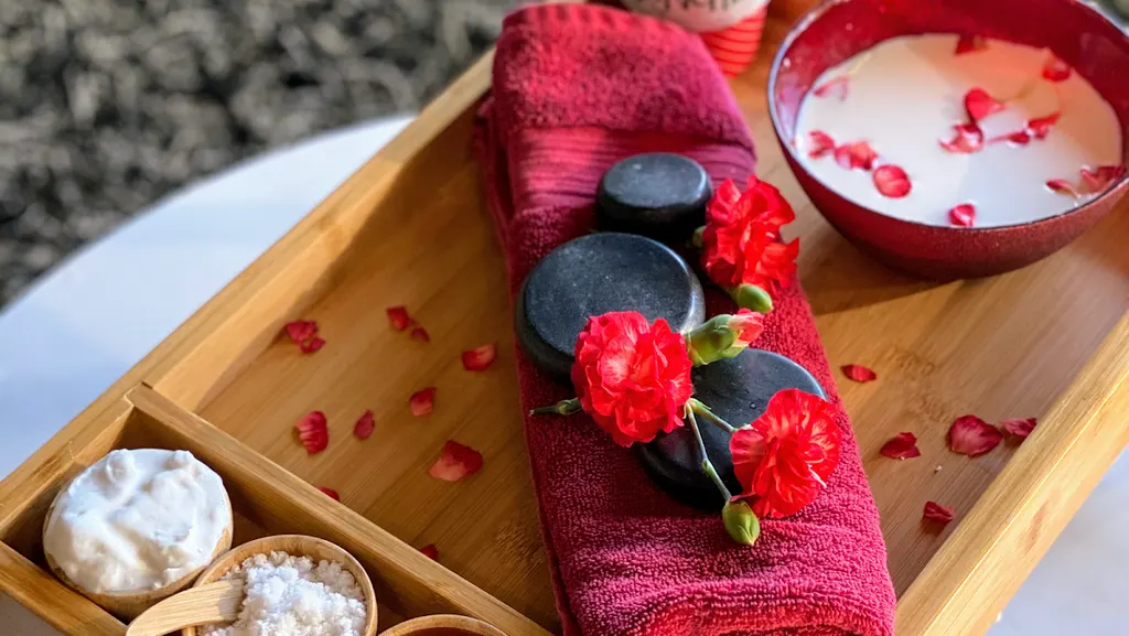 Glamour Nails & Spa — Nail salon in Bonney Lake