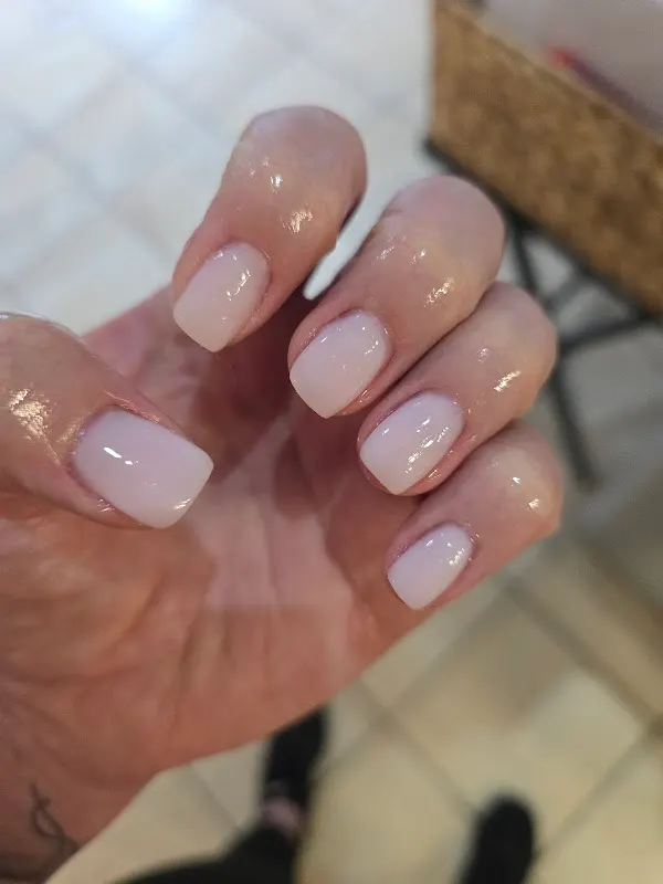 Eluxe Nails — Nail salon in Blaine