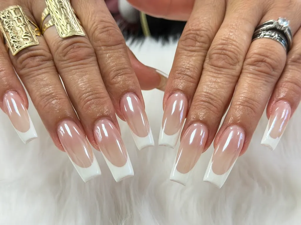 Express Nails — Nail salon in Kansas City