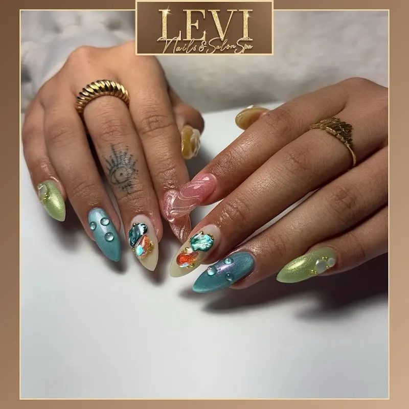 Le Vi Nail Spa — Nail salon in Delavan