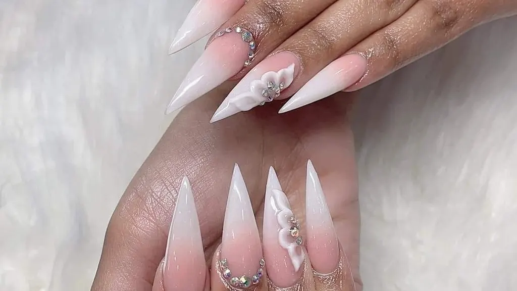 Highland Nails — Nail salon in Highland Park