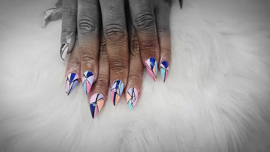 5 Star Nails 10% off Service $30+ Mon-Thurs — Nail salon in Capitol Heights