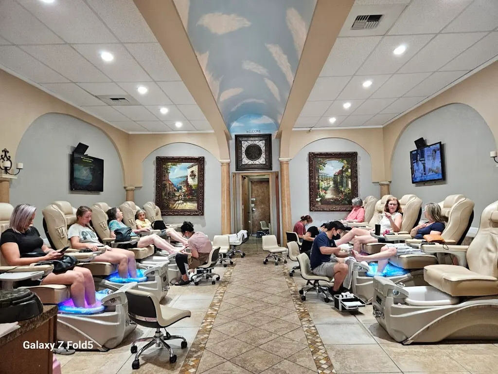 Bella Nails & Spa — Nail salon in Lake Stevens